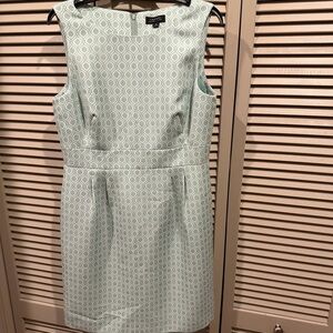 NWOTs Never Worn-Tahari Light Sage Green Patterned Midi Dress